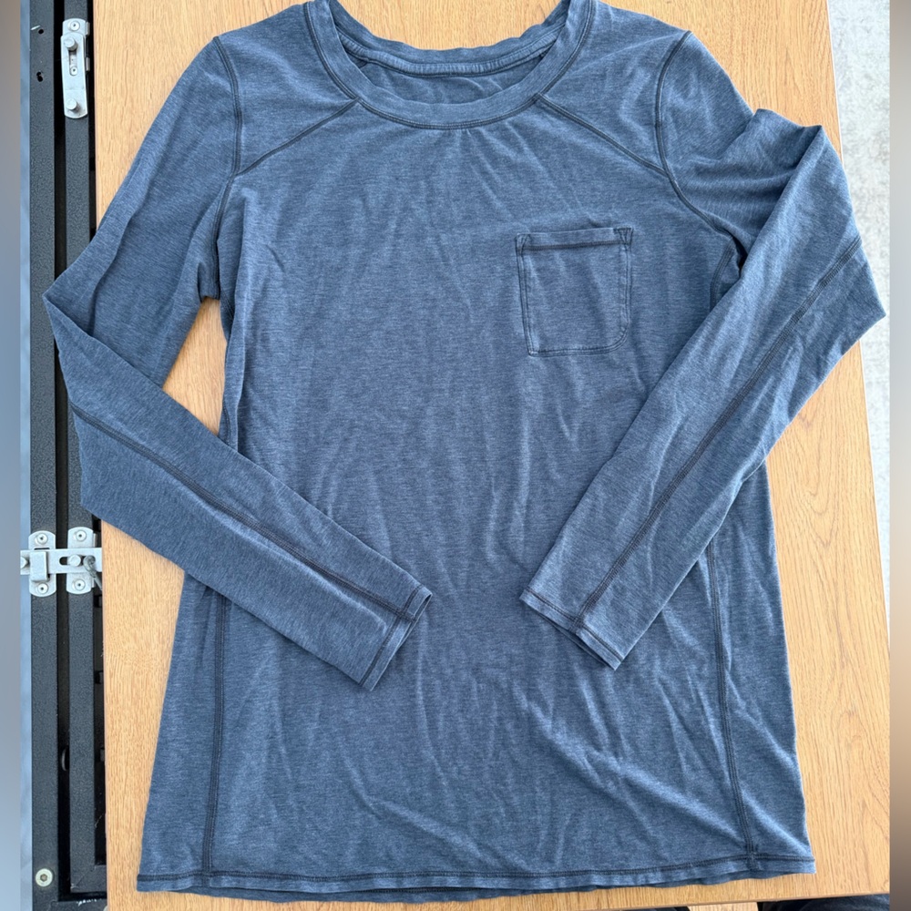 lululemon athletica Long Sleeve Pocket Top - Charcoal